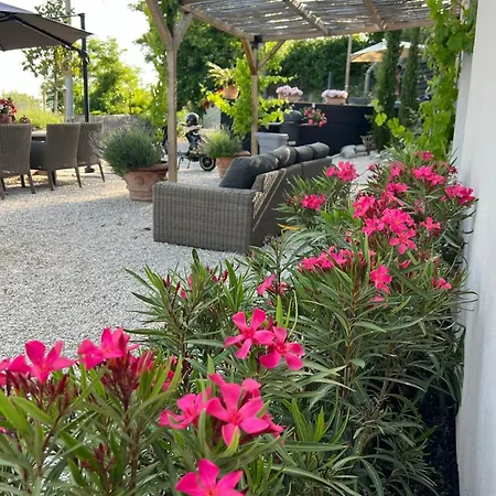 Luxury Authentic Private With Private Swimming Pool